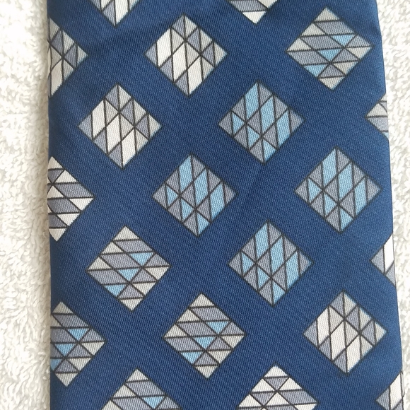 Gimbels Necktie / Suit Tie Blue Silk - Picture 14 of 15